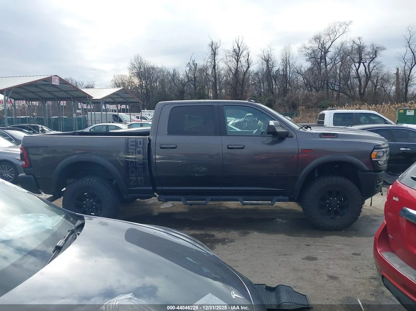 Dodge RAM 2500 6.4l Power Wagon 4X4 6'4 Box, снимка 13 - Автомобили и джипове - 53900703
