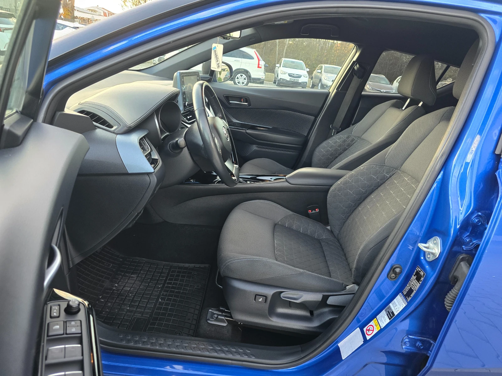 Toyota C-HR 2.0 Hybrid, 184�.�., ������, �������! | Mobile.bg � ����������� 10