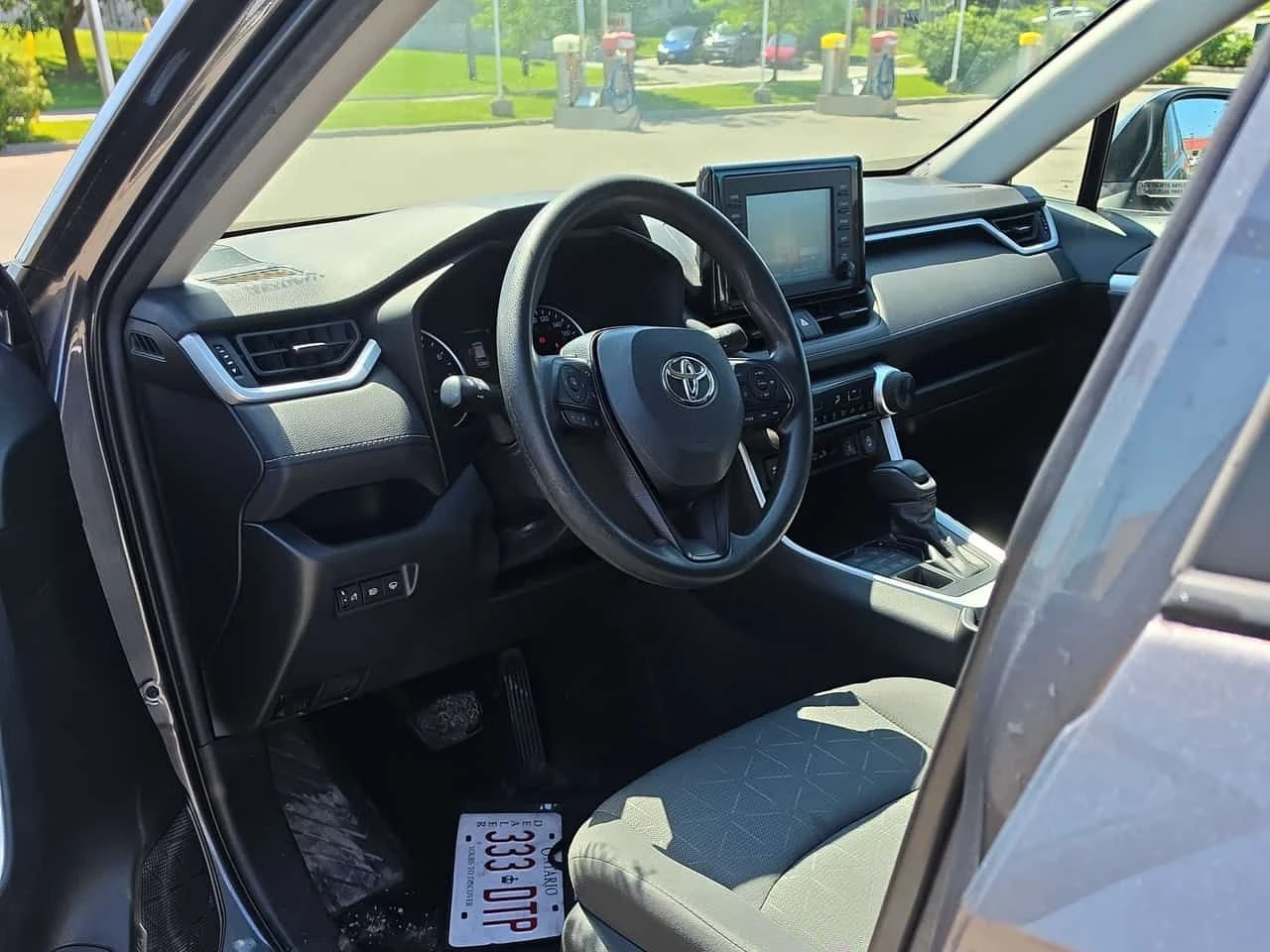 Toyota Rav4 * LE * CARFAX * БЕЗ ПЪРВОНАЧАЛНА ВНОСКА, снимка 14 - Автомобили и джипове - 55414405