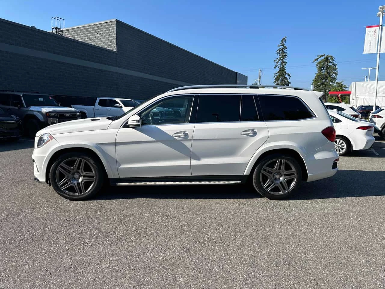 Mercedes-Benz GL 350 BlueTEC | CARFAX | АВТОКРЕДИТ БЕЗ ПЪРВОНАЧАЛНА , снимка 3 - Автомобили и джипове - 55590267