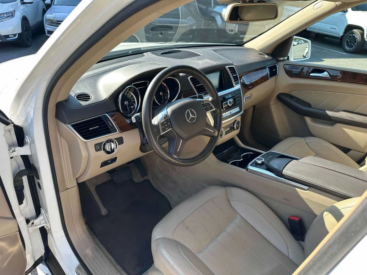 Mercedes-Benz GL 350 BlueTEC | CARFAX | АВТОКРЕДИТ БЕЗ ПЪРВОНАЧАЛНА , снимка 7 - Автомобили и джипове - 55590267