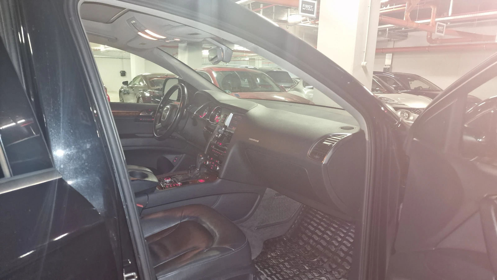 Audi Q7, снимка 6 - Автомобили и джипове - 55643974