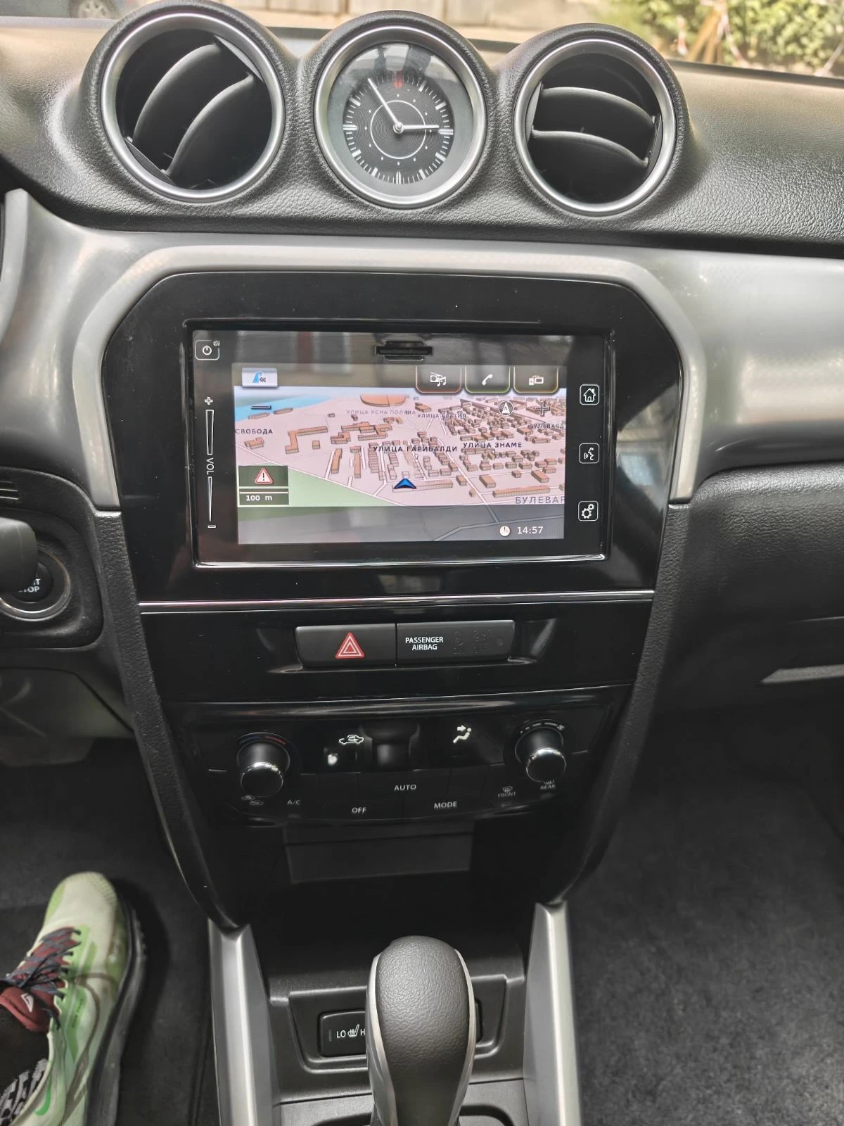 Suzuki Vitara 1.6 бензин 120к.с., снимка 16 - Автомобили и джипове - 56084467