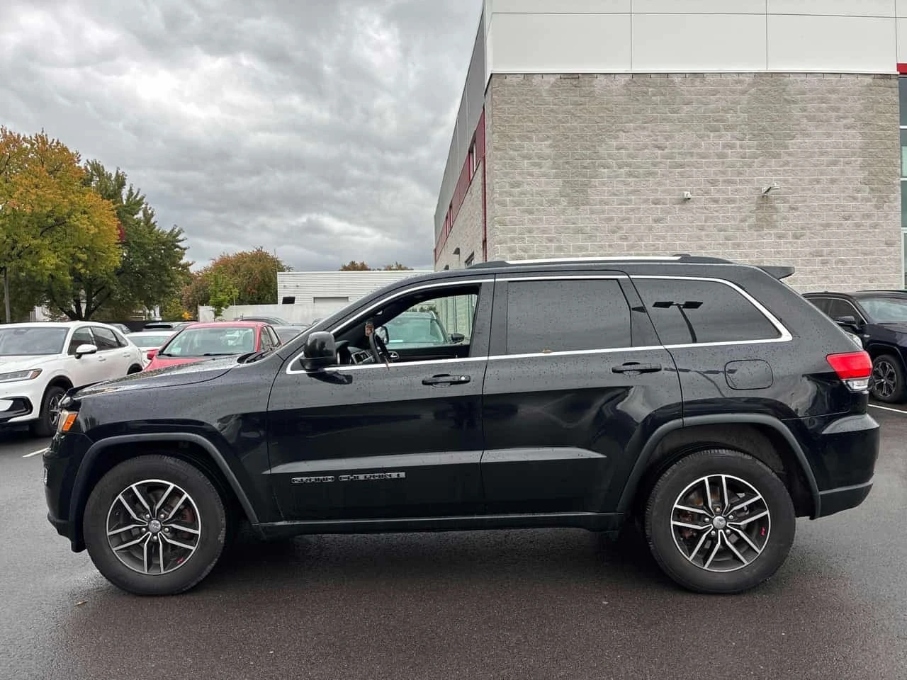 Jeep Grand cherokee * Laredo * CARFAX * ����� �� ����������� | Mobile.bg � ����������� 2