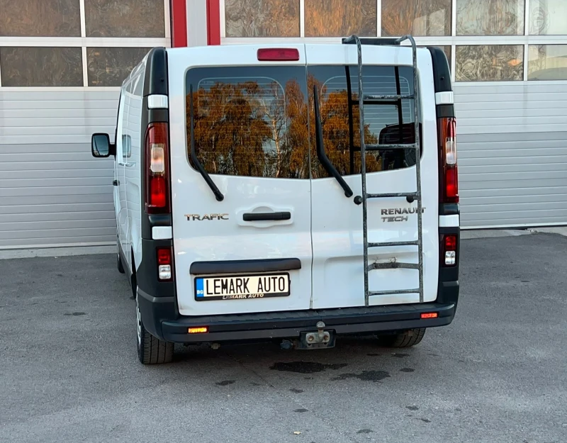 Renault Trafic 1.6DCI KLIMATIK 6-СКОРОСТИ EVRO 6B, снимка 9 - Бусове и автобуси - 47733790