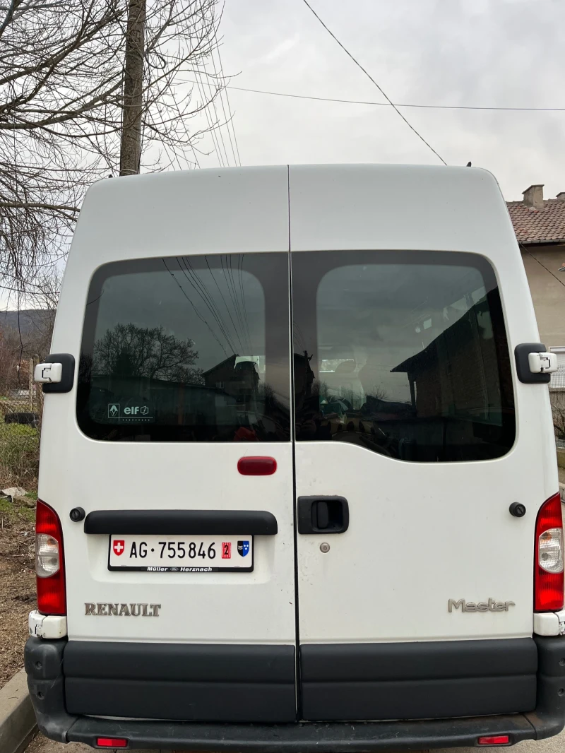 Renault Master 2.5dci Климатик , Швейцария, теглич, снимка 3 - Бусове и автобуси - 53478387