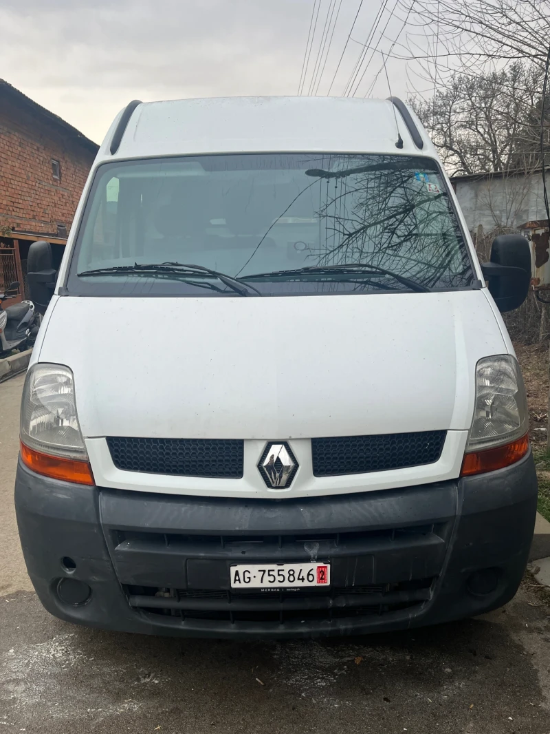Renault Master 2.5dci Климатик , Швейцария, теглич, снимка 2 - Бусове и автобуси - 53478387