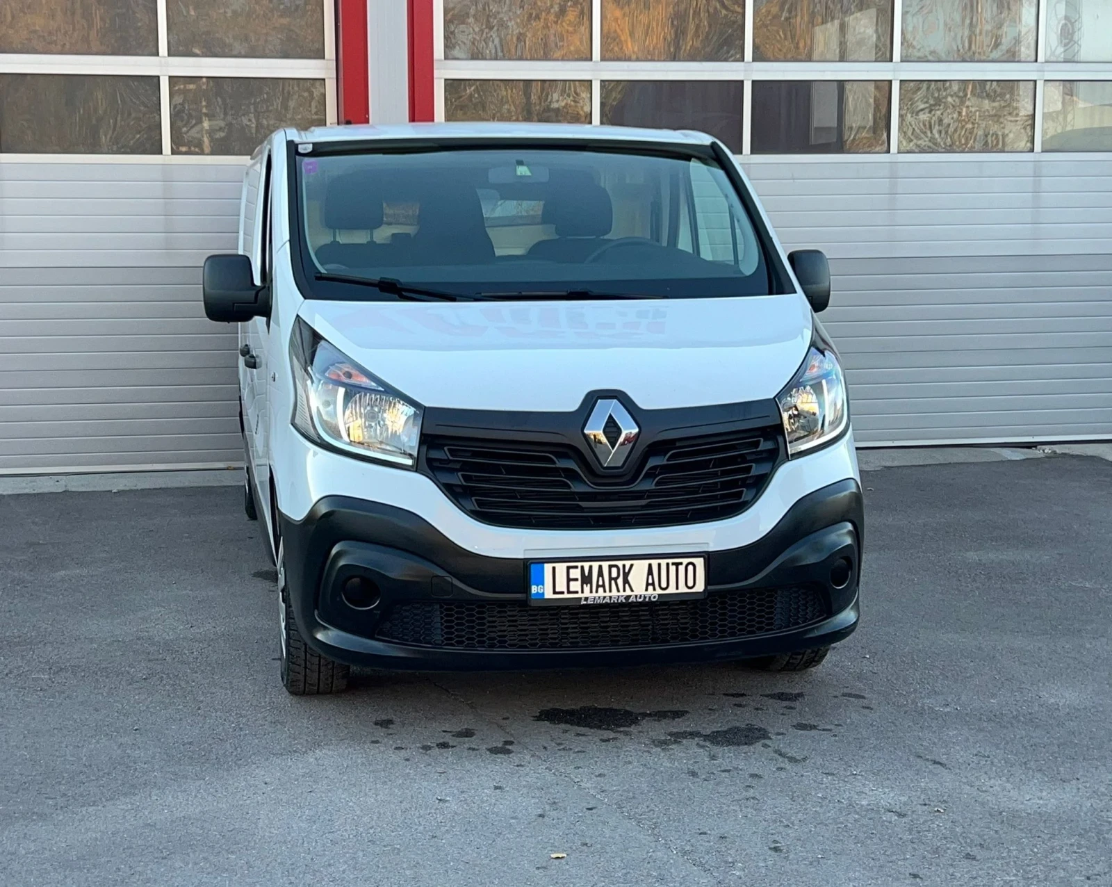 Renault Trafic 1.6DCI KLIMATIK 6-СКОРОСТИ EVRO 6B - изображение 3