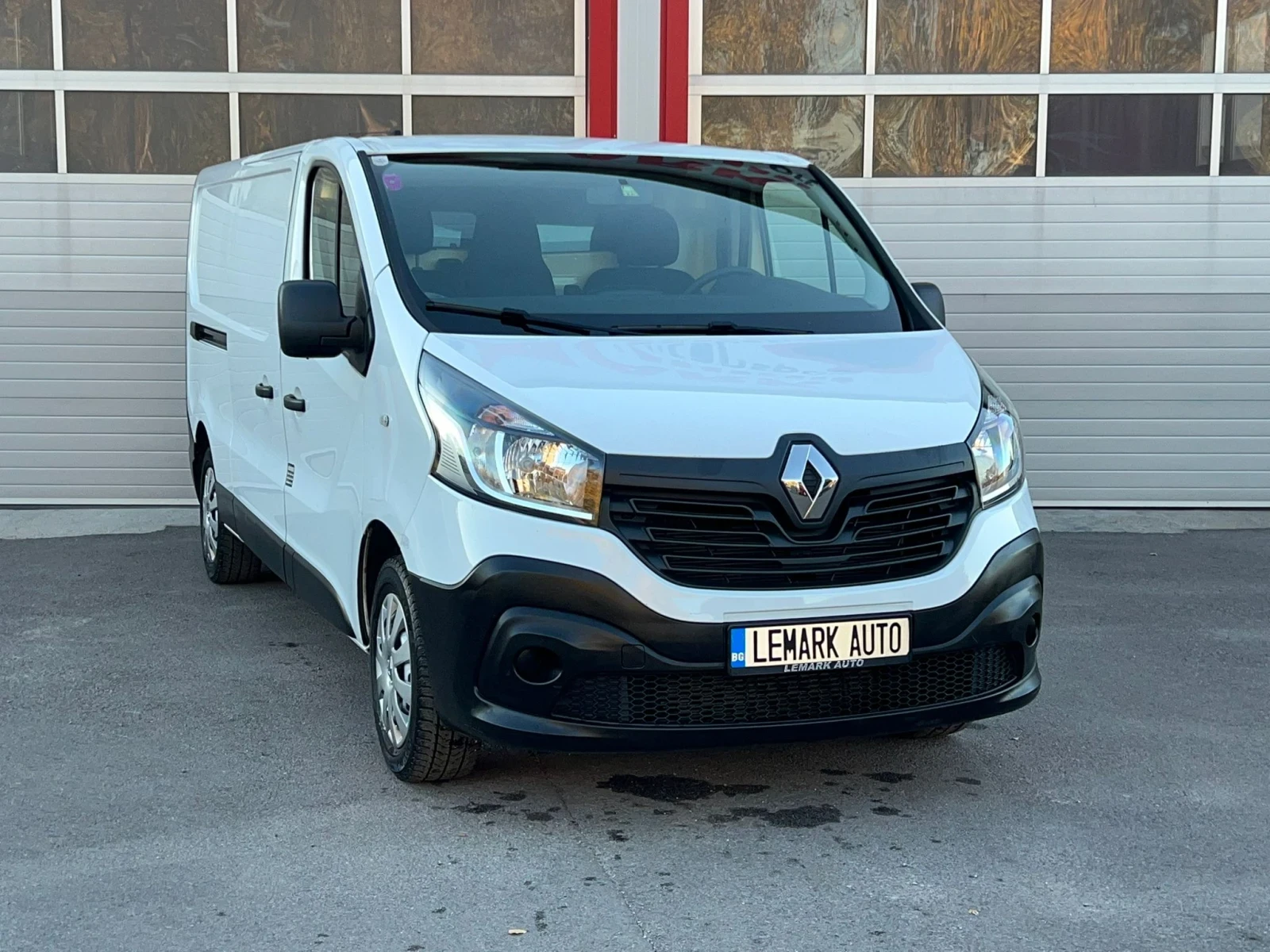 Renault Trafic 1.6DCI KLIMATIK 6-СКОРОСТИ EVRO 6B - изображение 5