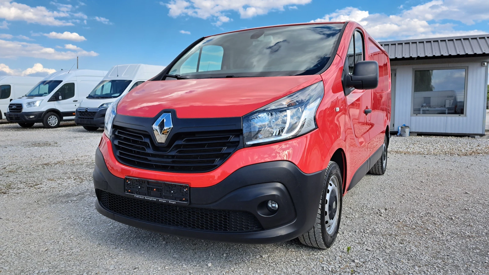 Renault Trafic 83000км!!!КЛИМАТИК/НАВИГАЦИЯ/КАМЕРА/ПАРКТРОНИК/