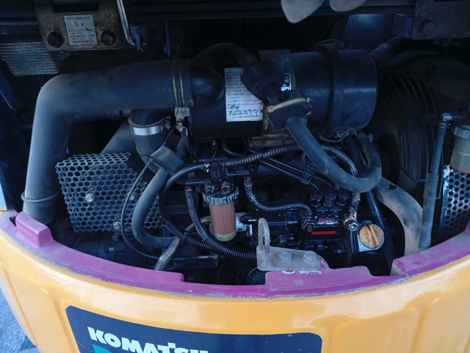 ����� Komatsu PC28UU2 | Mobile.bg � ����������� 10