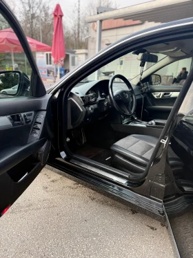 Mercedes-Benz C 220, снимка 7