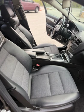 Mercedes-Benz C 220, снимка 12