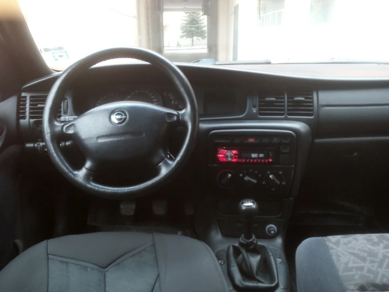 Opel Vectra 1.6 Mi, снимка 3 - Автомобили и джипове - 47210018