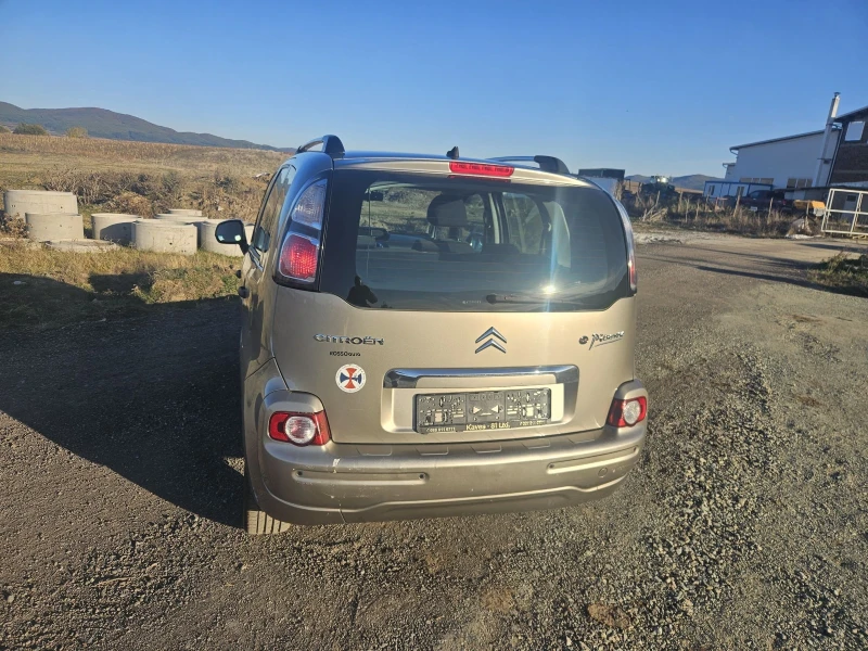 Citroen C3 Picasso, снимка 7 - Автомобили и джипове - 47613551