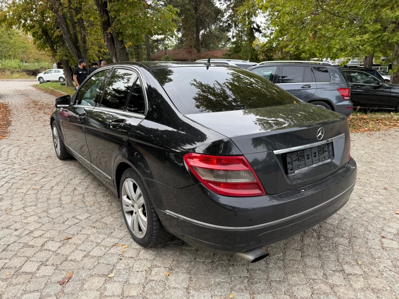 Mercedes-Benz C 220 * Кожа* НАВИ* Avantgarde* , снимка 6 - Автомобили и джипове - 47680691