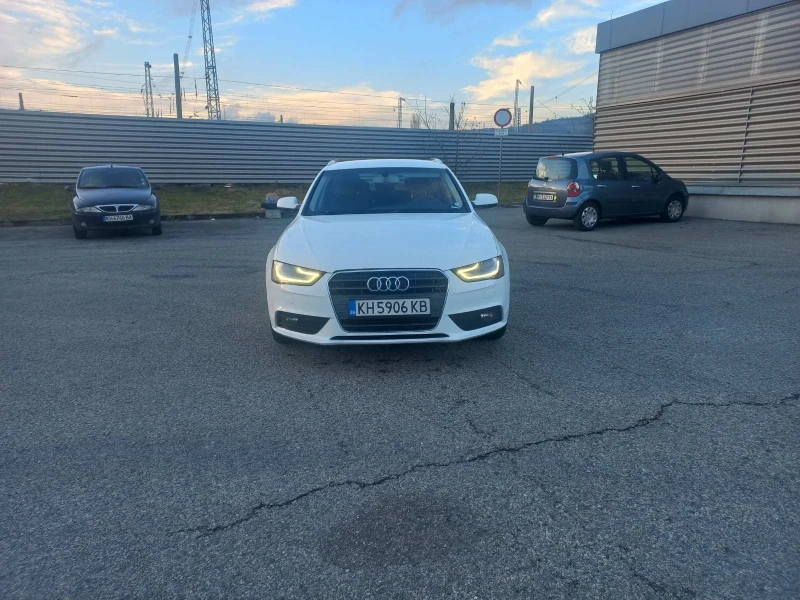 Audi A4 2.0 TDI, снимка 4 - Автомобили и джипове - 48449797