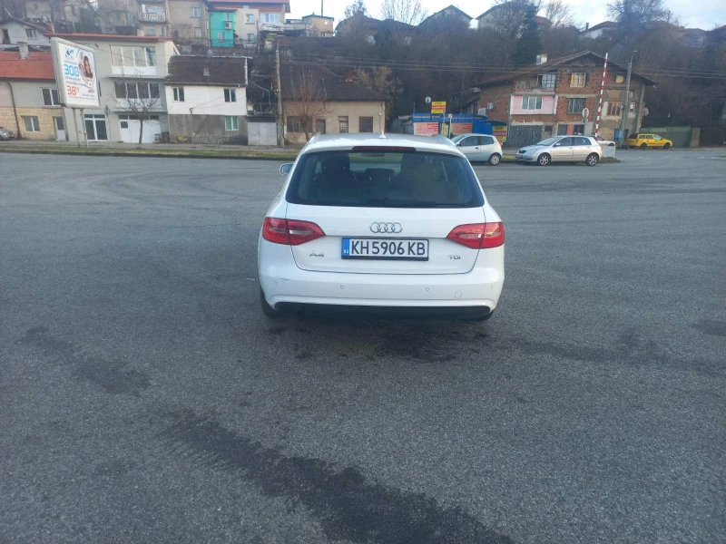 Audi A4 2.0 TDI, снимка 7 - Автомобили и джипове - 48449797