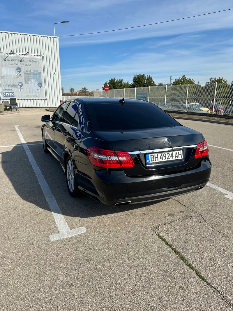 Mercedes-Benz E 250, снимка 10 - Автомобили и джипове - 48804901