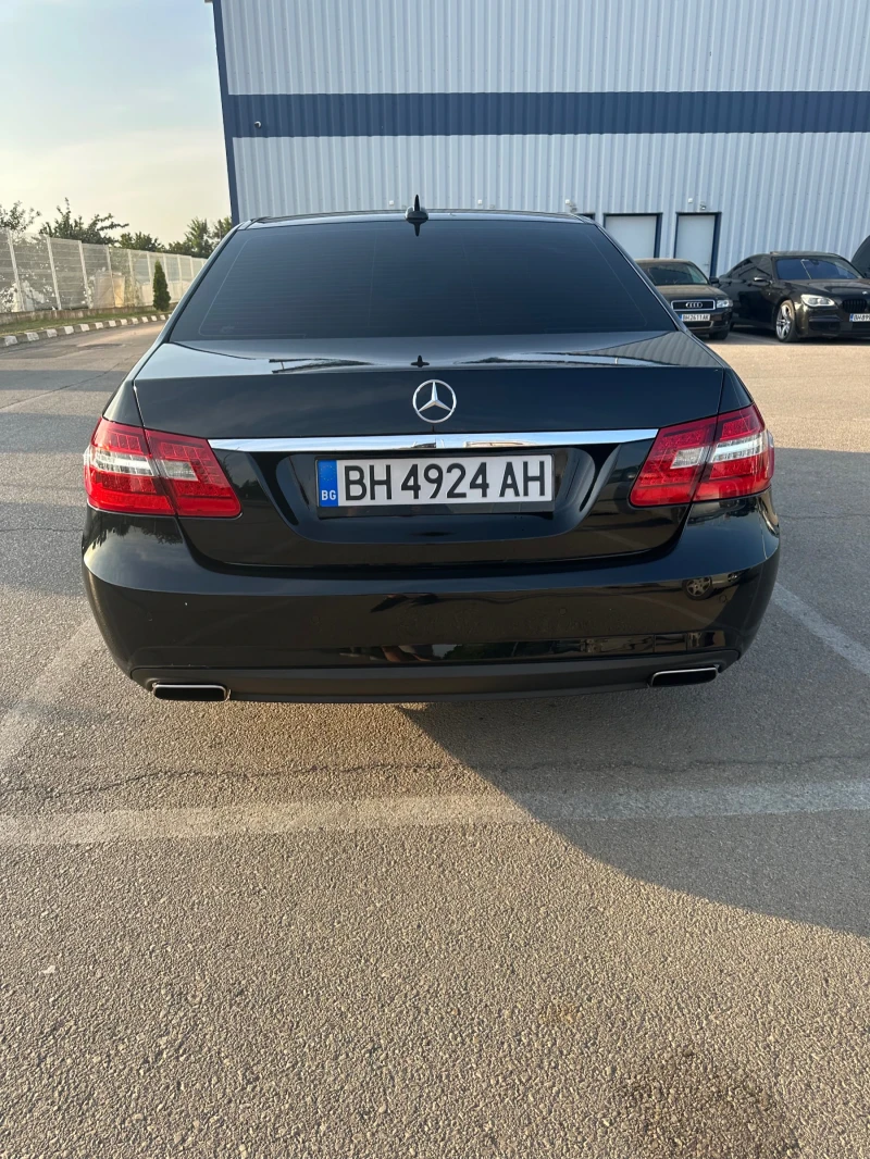 Mercedes-Benz E 250, снимка 4 - Автомобили и джипове - 48804901