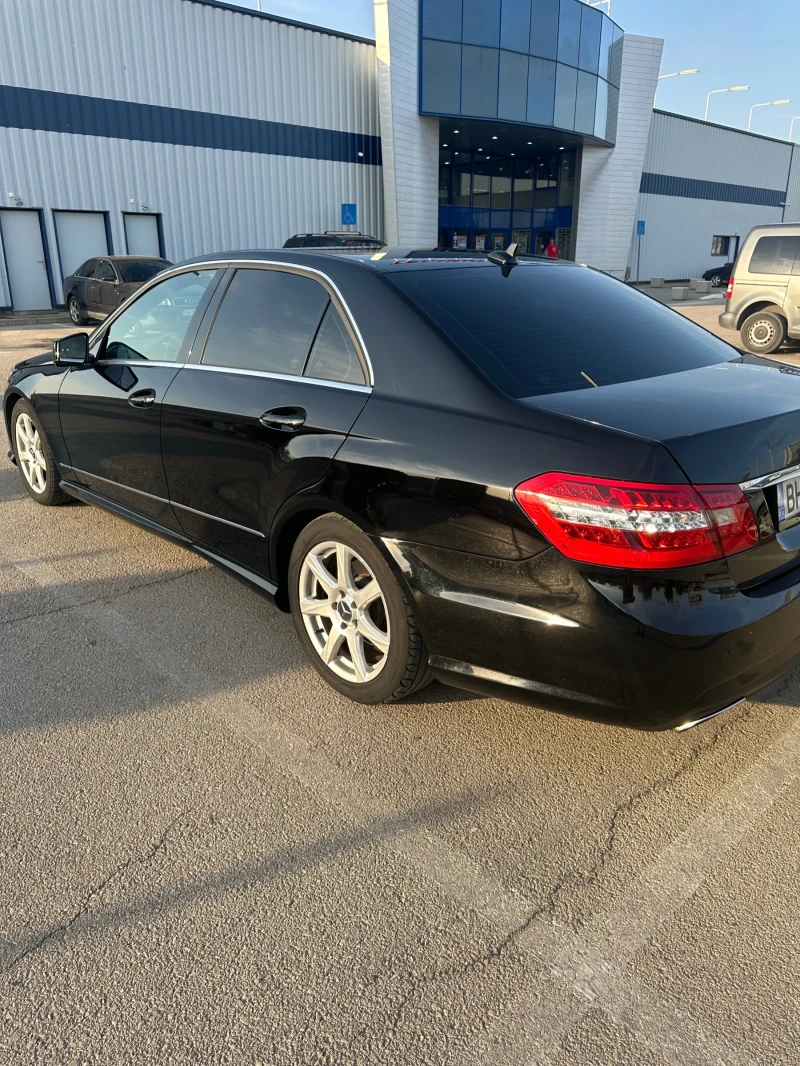 Mercedes-Benz E 250, снимка 5 - Автомобили и джипове - 48804901