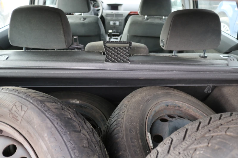 Opel Astra 1.6 16V, снимка 11 - Автомобили и джипове - 49045083