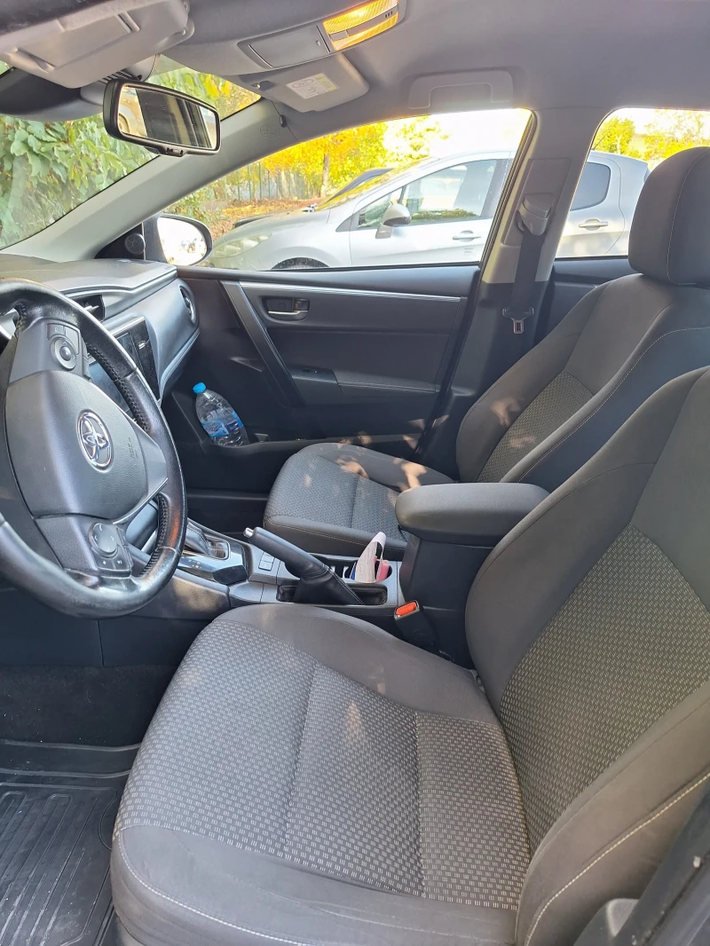 Toyota Corolla Второ ниво , снимка 10 - Автомобили и джипове - 51843832