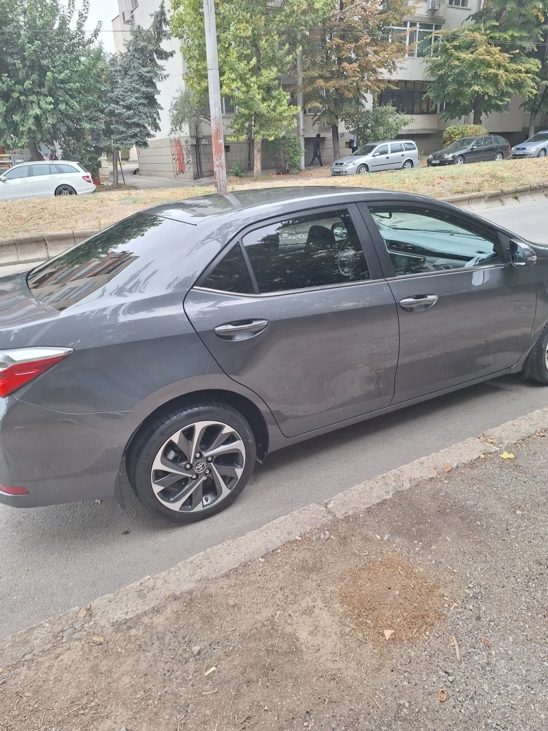 Toyota Corolla Второ ниво , снимка 4 - Автомобили и джипове - 51843832