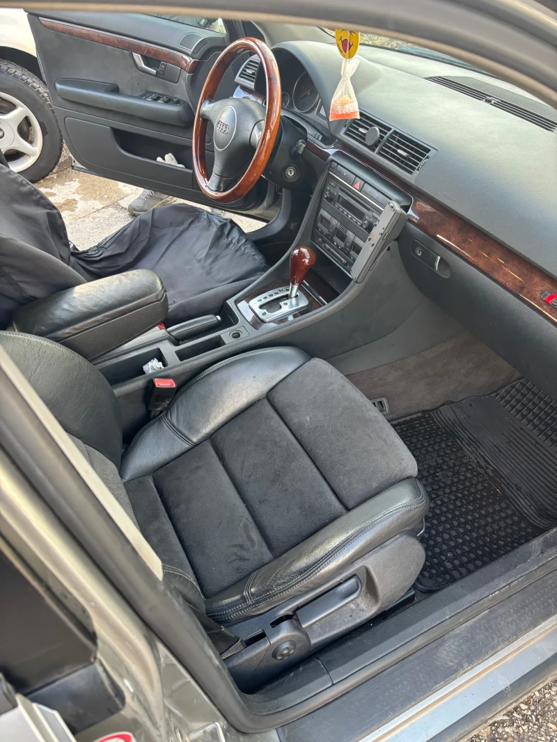 Audi A4, снимка 3 - Автомобили и джипове - 52516652