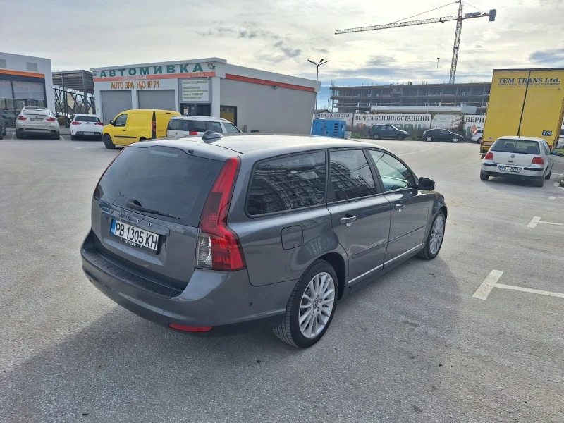 Volvo V50 2.0D, снимка 3 - Автомобили и джипове - 52724331