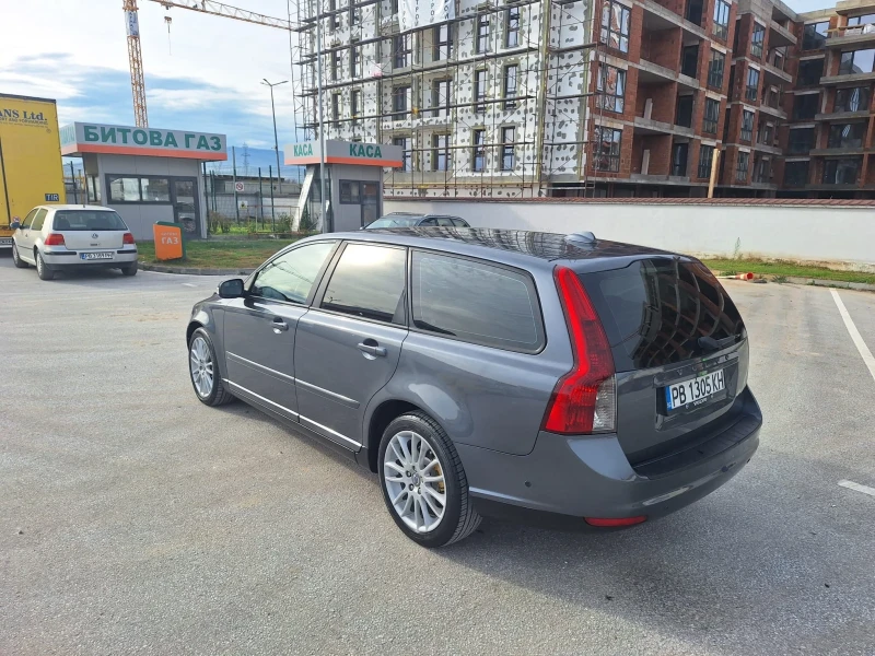 Volvo V50 2.0D, снимка 5 - Автомобили и джипове - 52724331