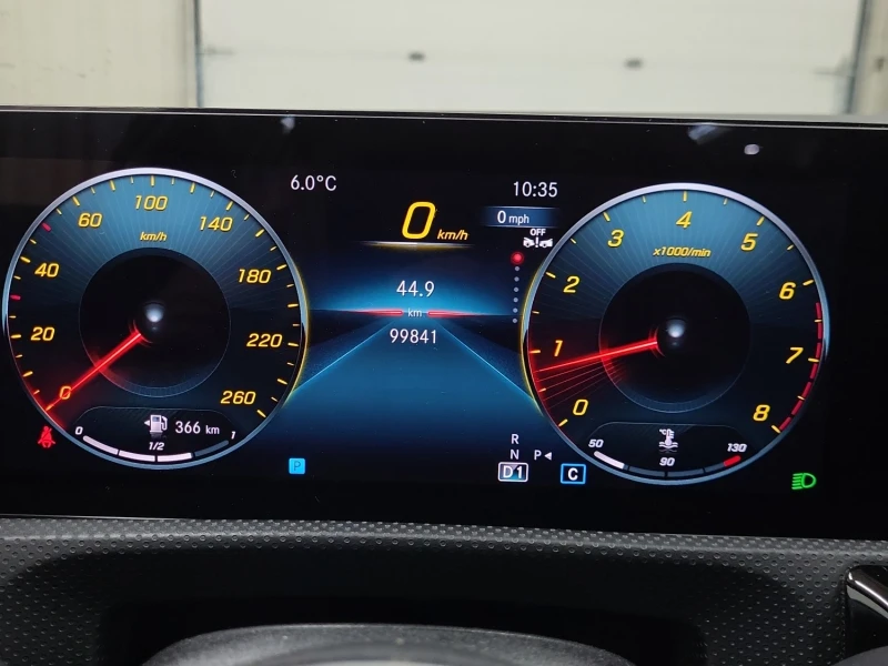 Mercedes-Benz CLA 250 AMG-Line * Амбиентно осветление * CARFAX * , снимка 7 - Автомобили и джипове - 53502068