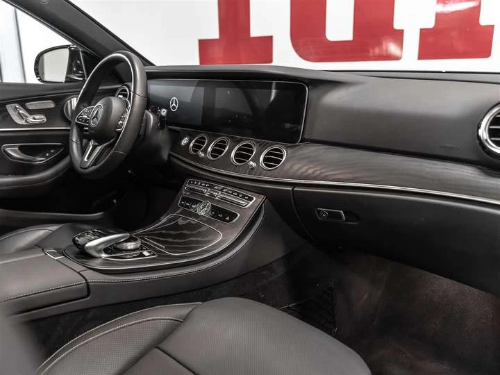 Mercedes-Benz E 450 E 450| AMG PKG| INTELLIGENT DRIVE| TECH PKG| 360CA, снимка 10 - Автомобили и джипове - 53950107