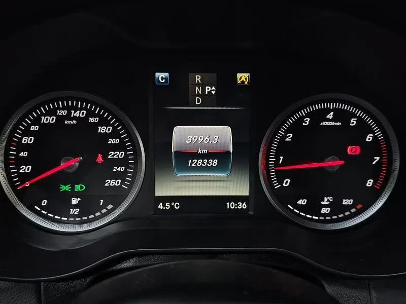 Mercedes-Benz C 200 САМО 30% АВАНС, снимка 15 - Автомобили и джипове - 56064902
