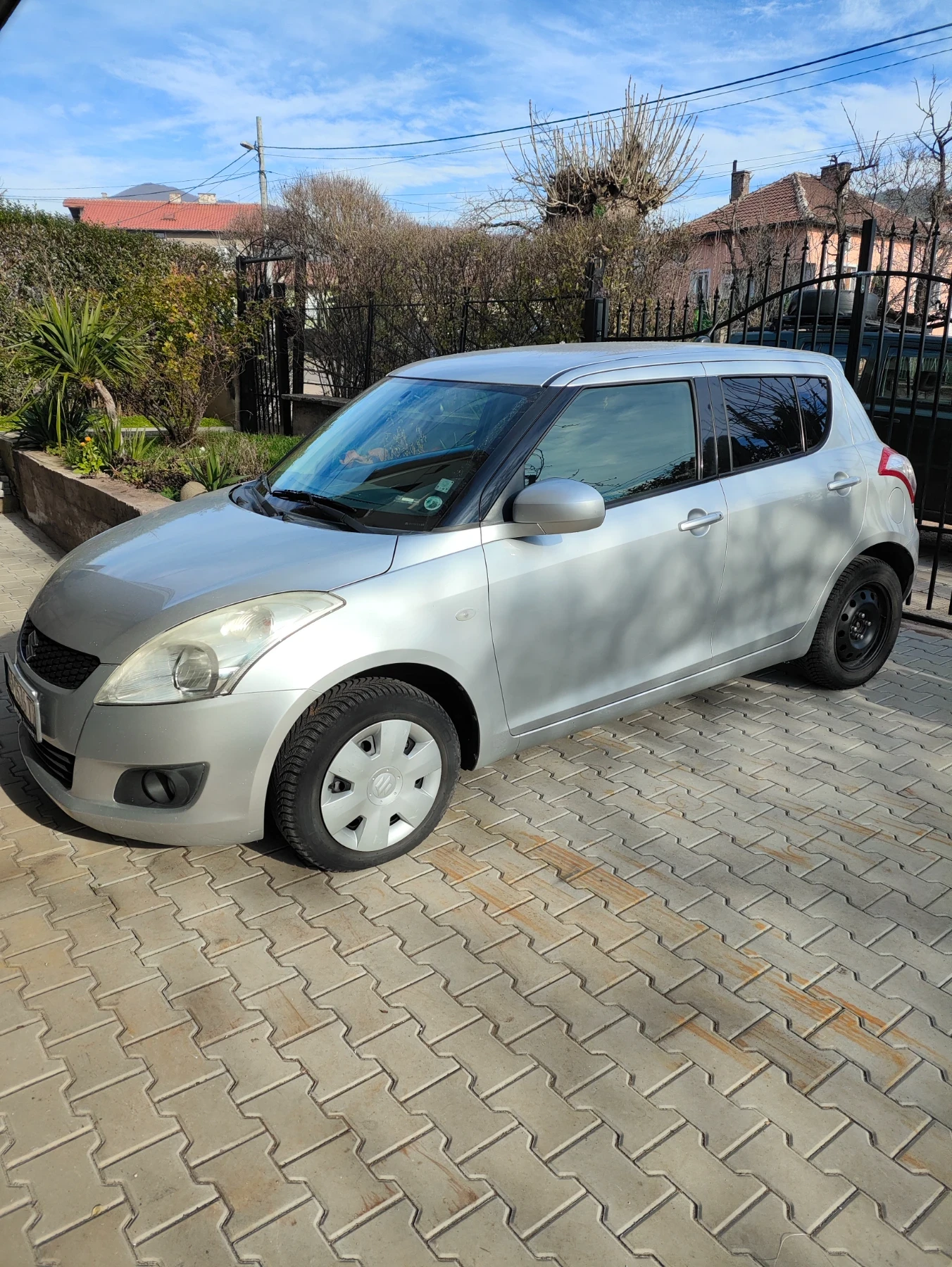 Suzuki Swift, снимка 1