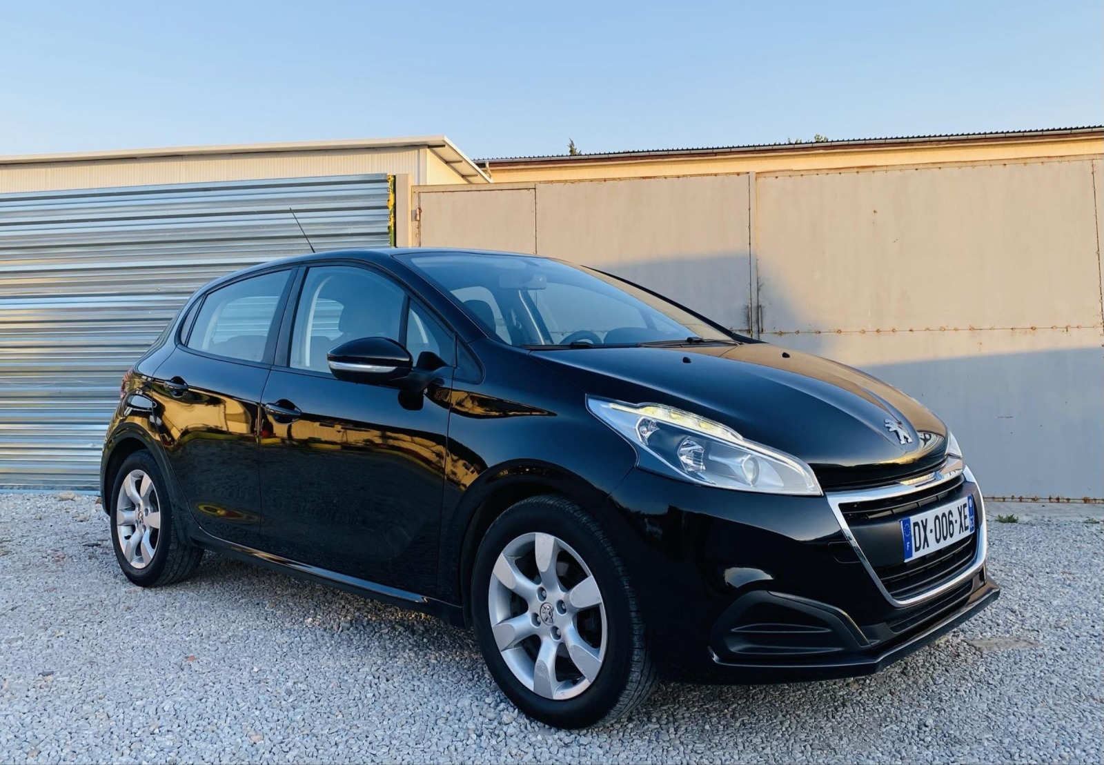 Peugeot 208 BLUE HDI - изображение 3