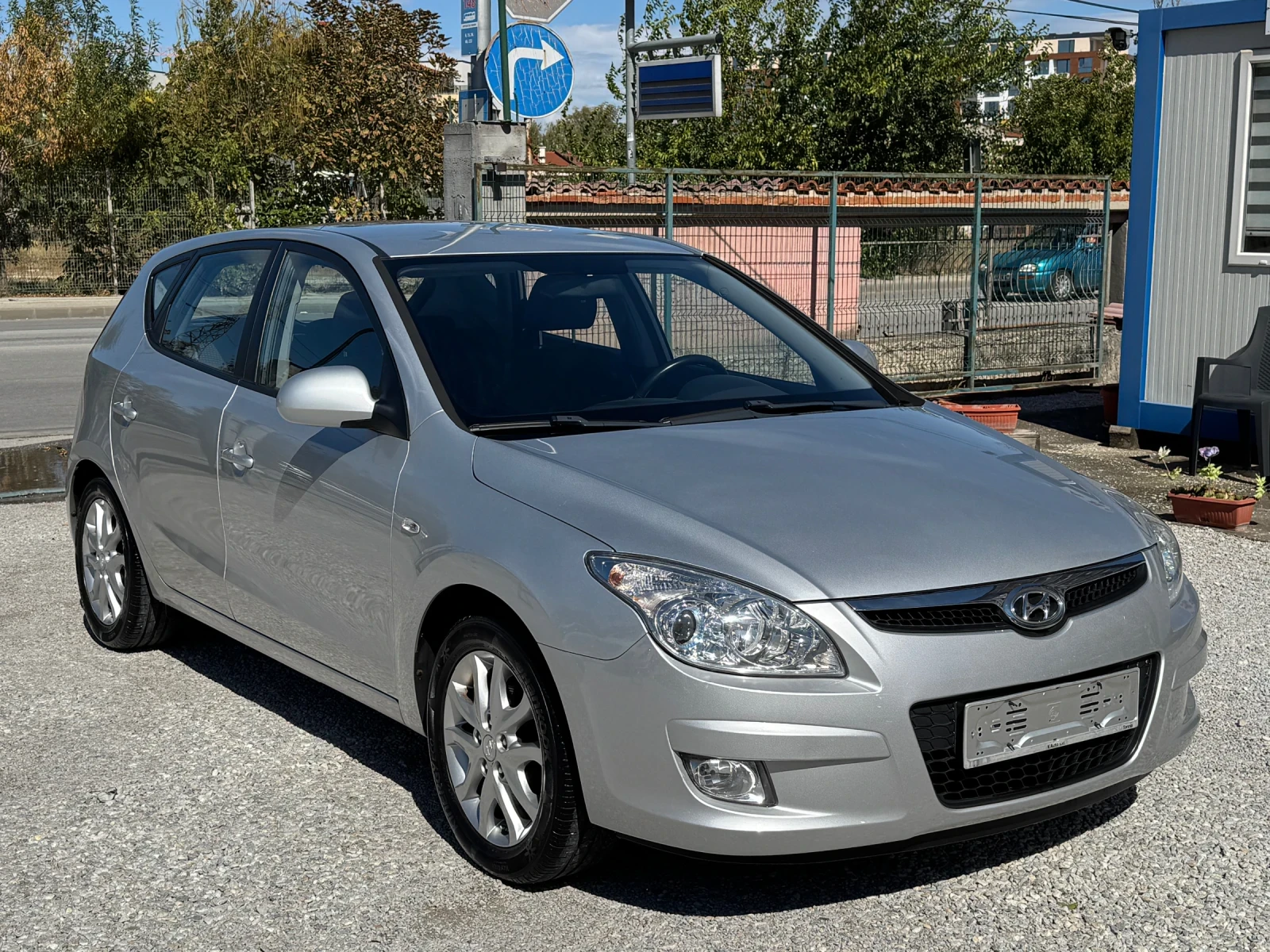 Hyundai I30 1, 6i* * 122 кс* * КОЖА* * НОВА - изображение 4