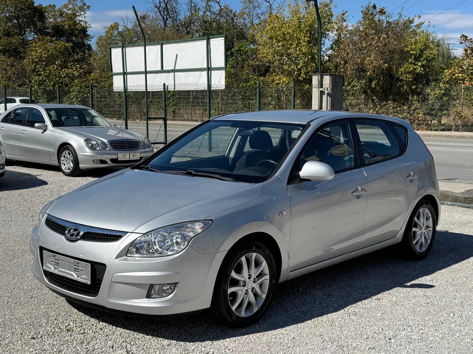 Hyundai I30 1, 6i* * 122 кс* * КОЖА* * НОВА - изображение 2