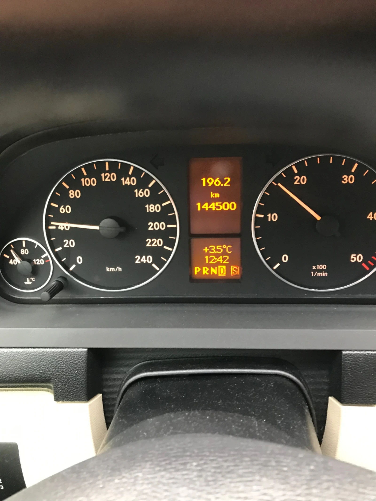 Mercedes-Benz A 180 avtomat - изображение 10
