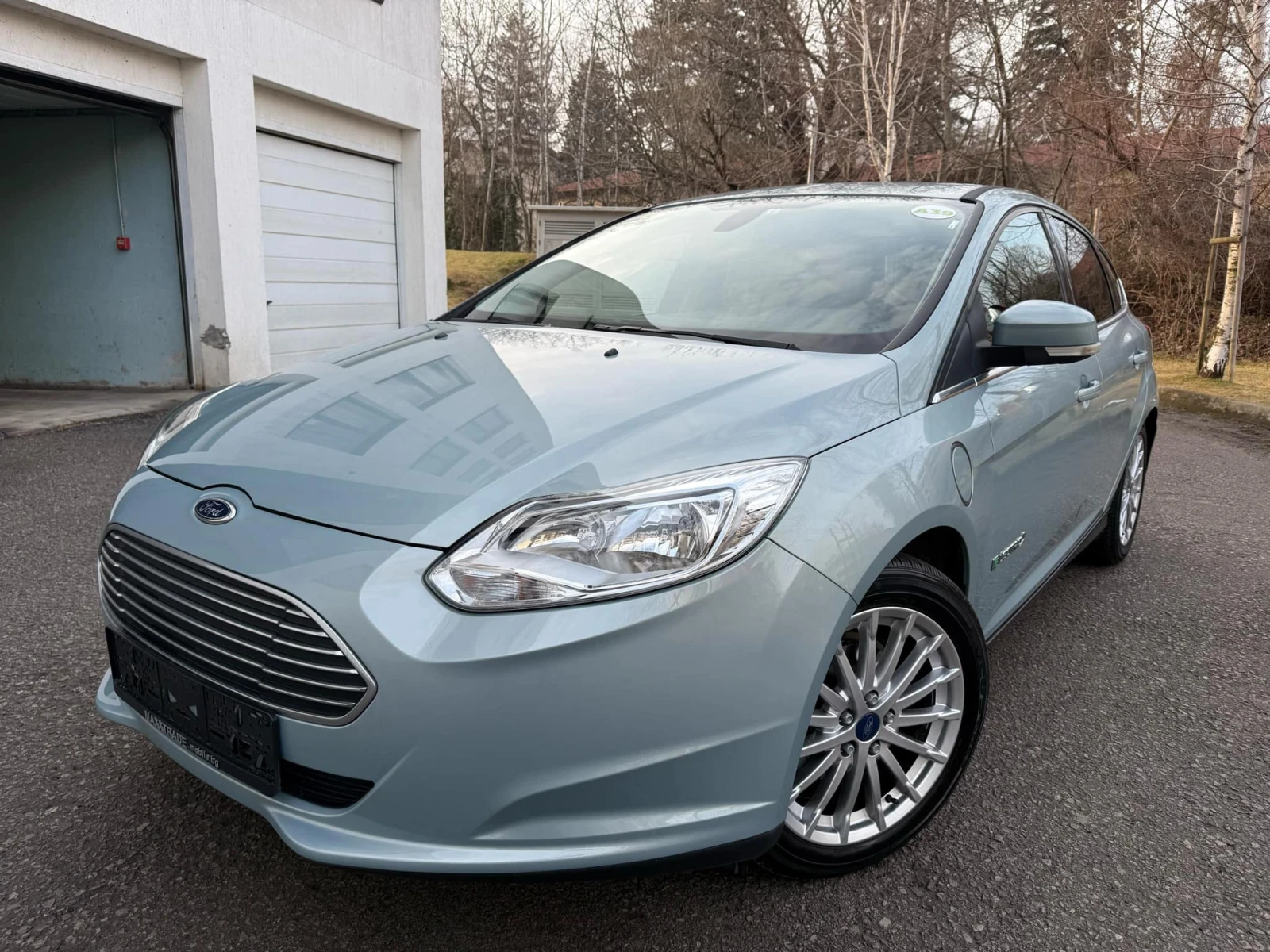 Ford Focus ELECTRIC / TITANIUM - изображение 3
