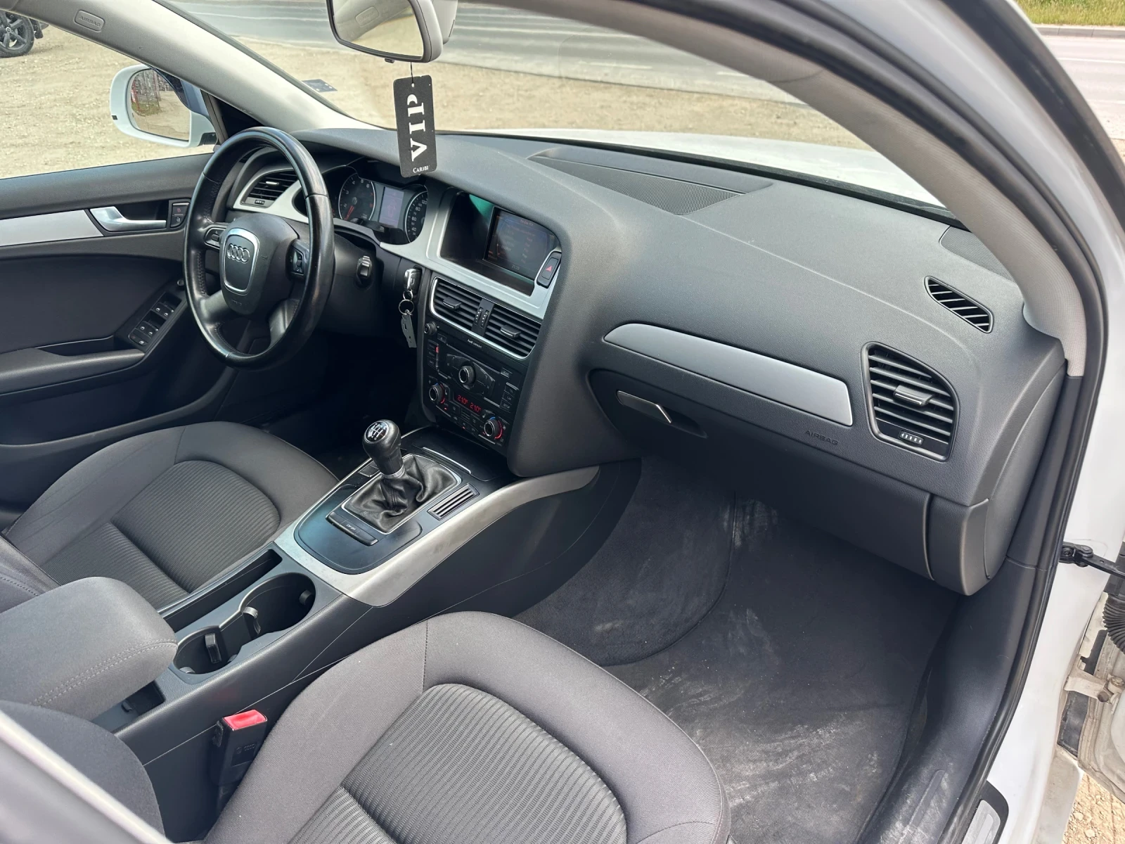 Audi A4 2.0 TFSI-180..!Euro5!  | Mobile.bg   11