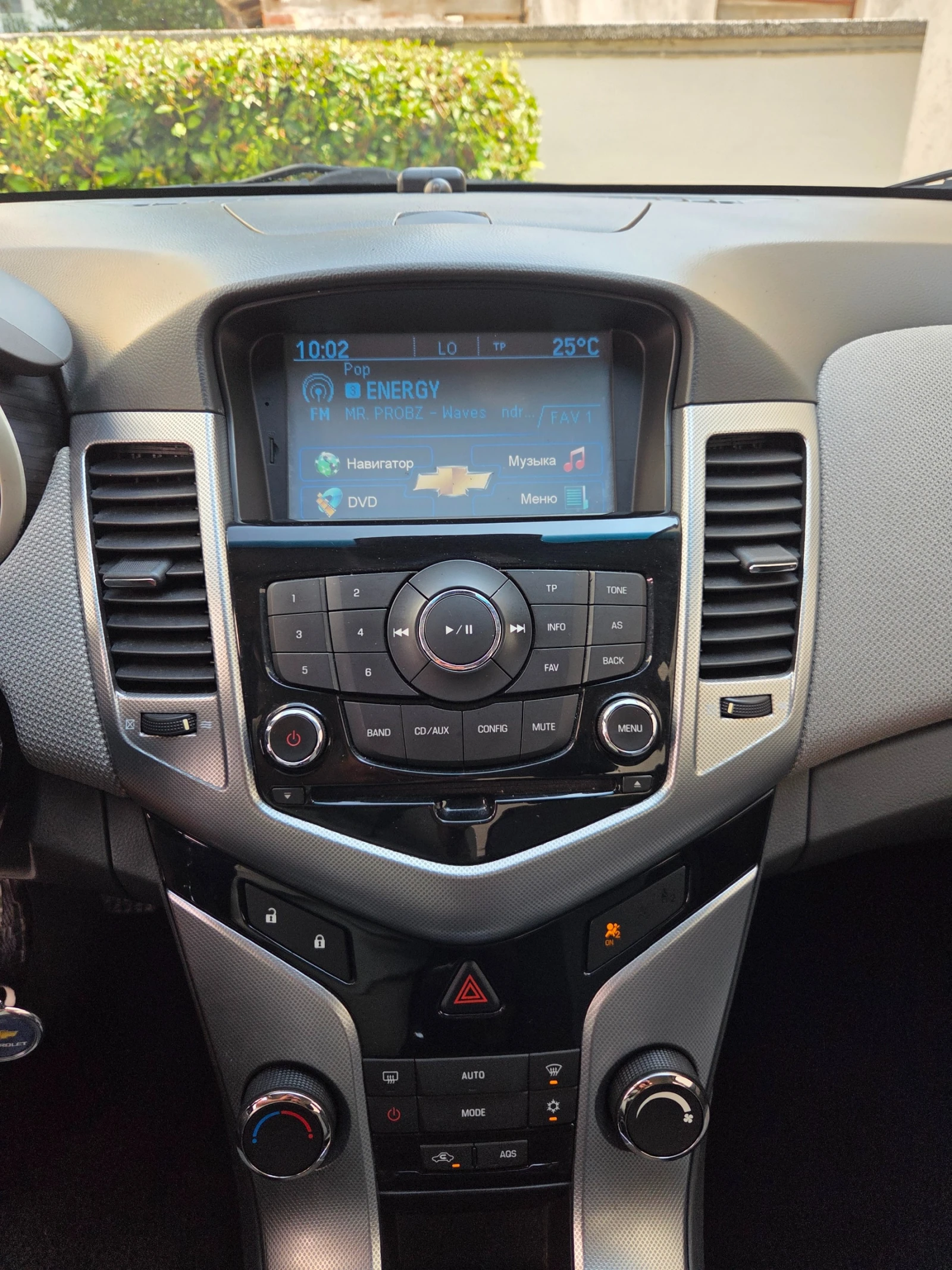 Chevrolet Cruze 2.0CDTi NAVI ОТЛИЧЕН - изображение 9