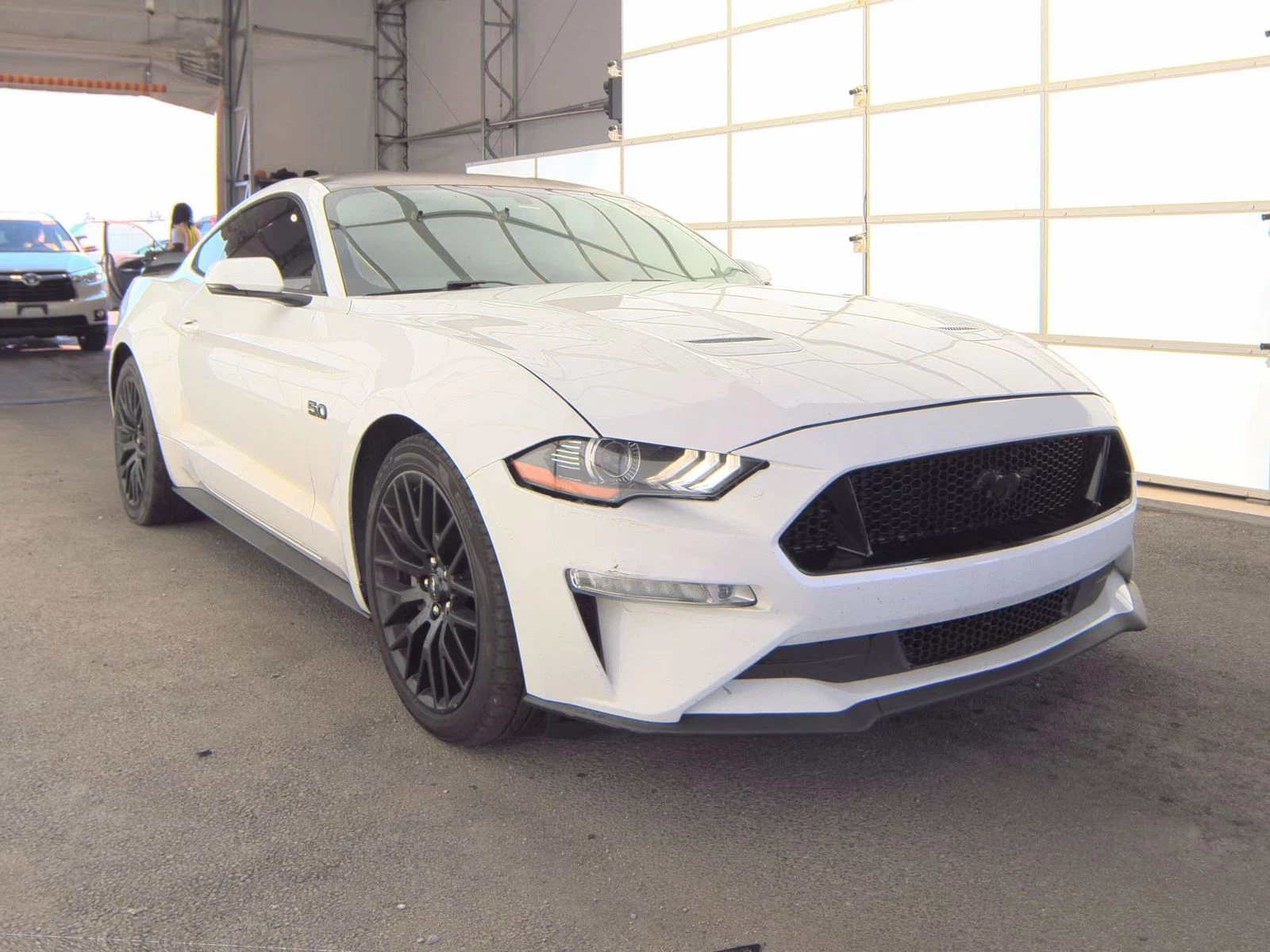Ford Mustang GT 5.0 Обдух* Диг.табло* Кожа* Голямата Навигация* - изображение 3