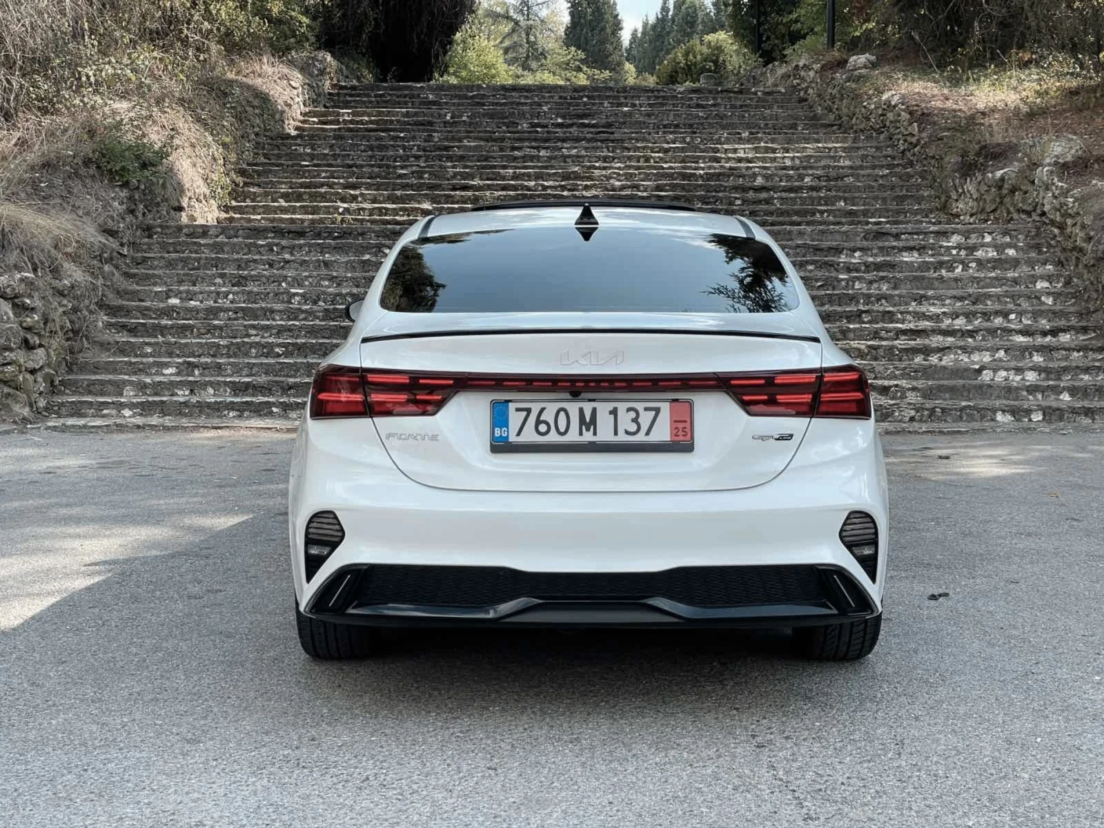 Kia Forte К3 GT-2.0 MPI фейслифт голяма навигация, дистроник - изображение 6