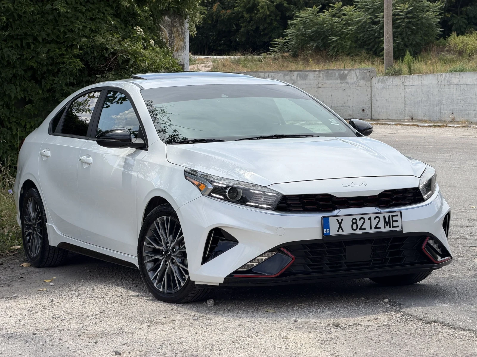 Kia Forte К3 GT-2.0 MPI фейслифт голяма навигация, дистроник, снимка 3 - Автомобили и джипове - 51693301