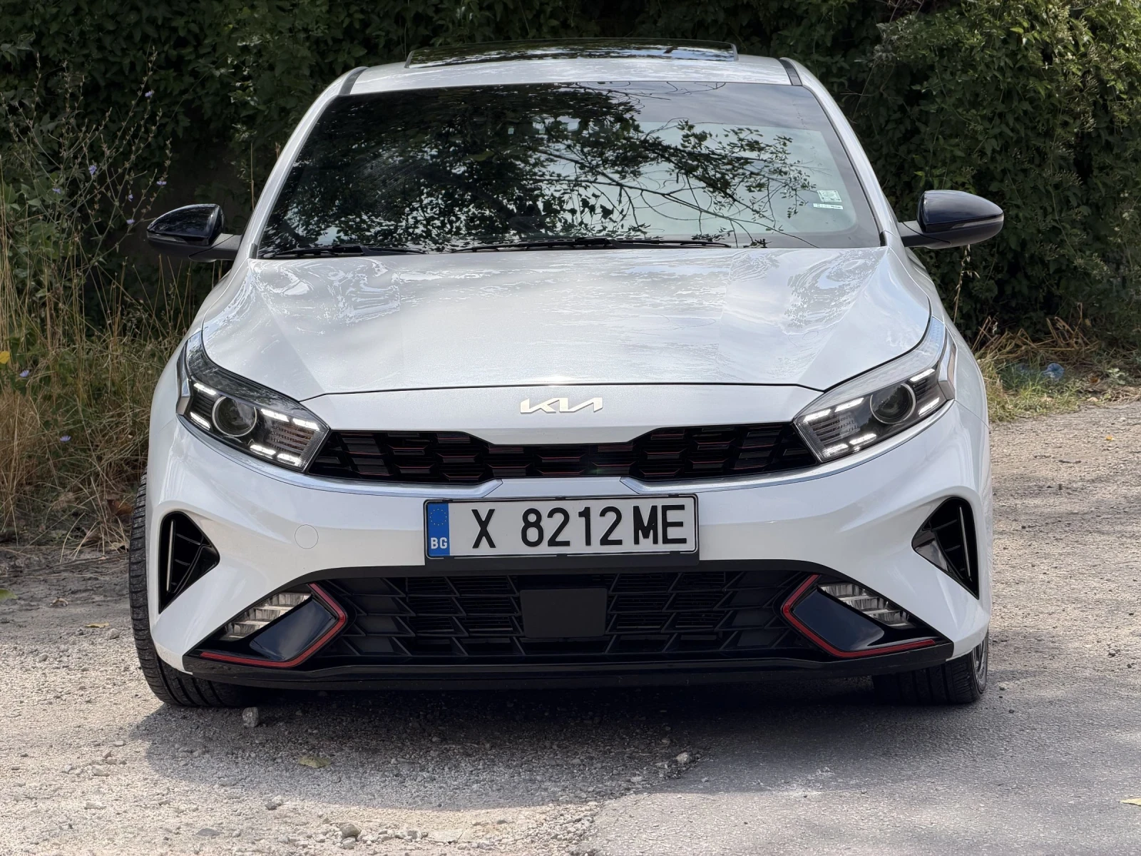 Kia Forte К3 GT-2.0 MPI фейслифт голяма навигация, дистроник, снимка 2 - Автомобили и джипове - 51693301