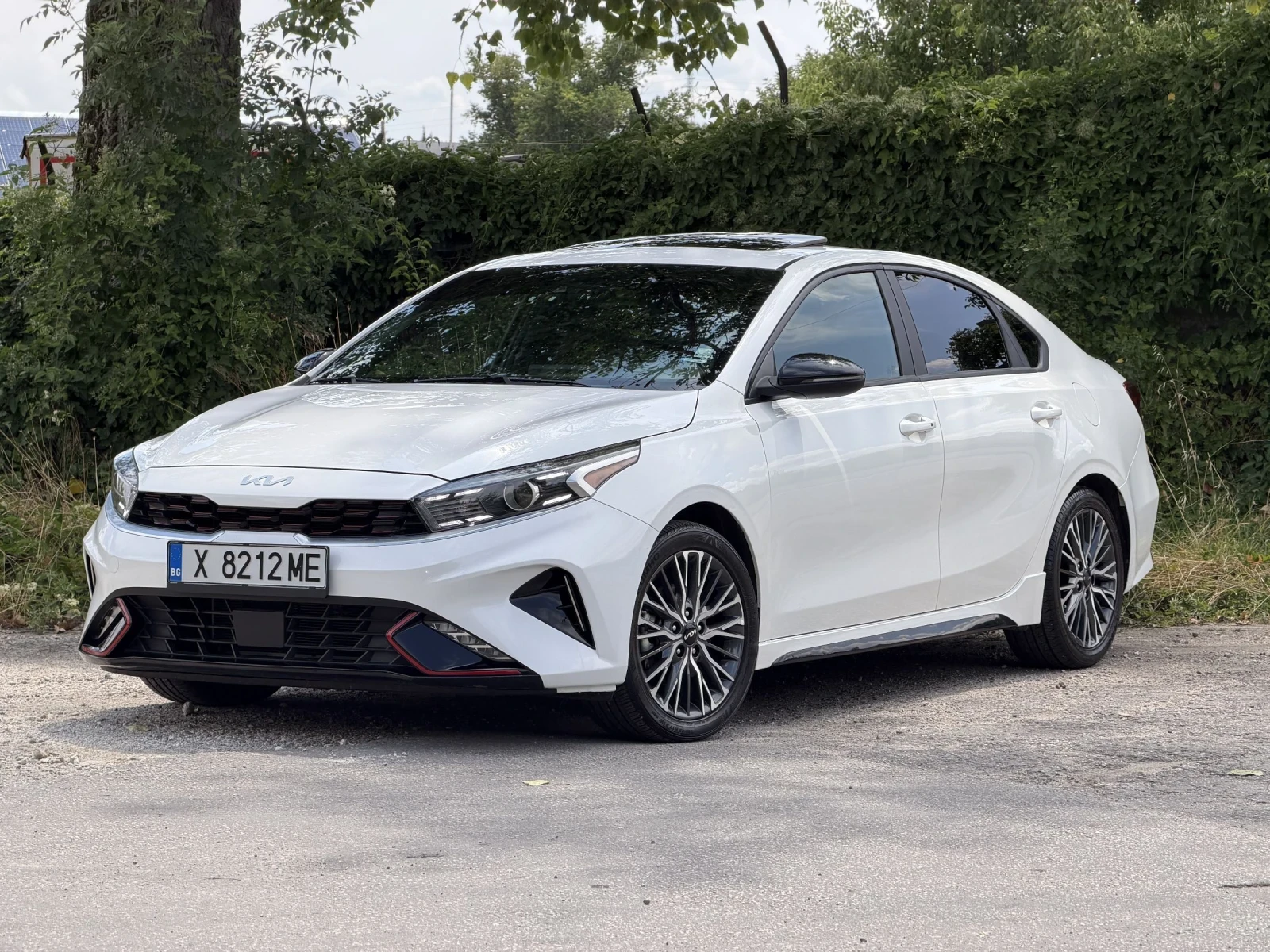 Kia Forte К3 GT-2.0 MPI фейслифт голяма навигация, дистроник