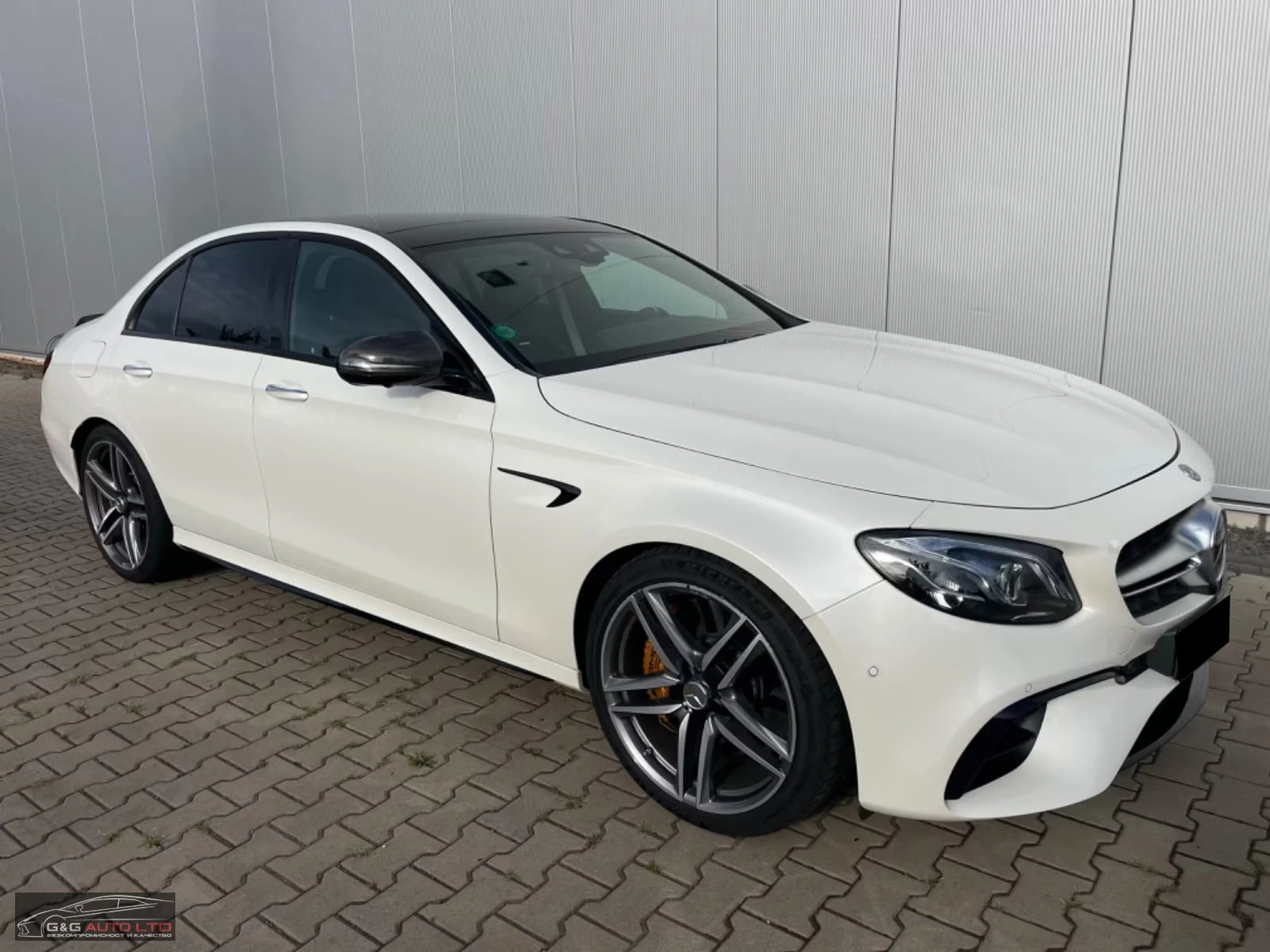 Mercedes-Benz E 63 AMG S/KERAMICA/612HP/BURNMASTER/360CAM/PANO/110D - изображение 3