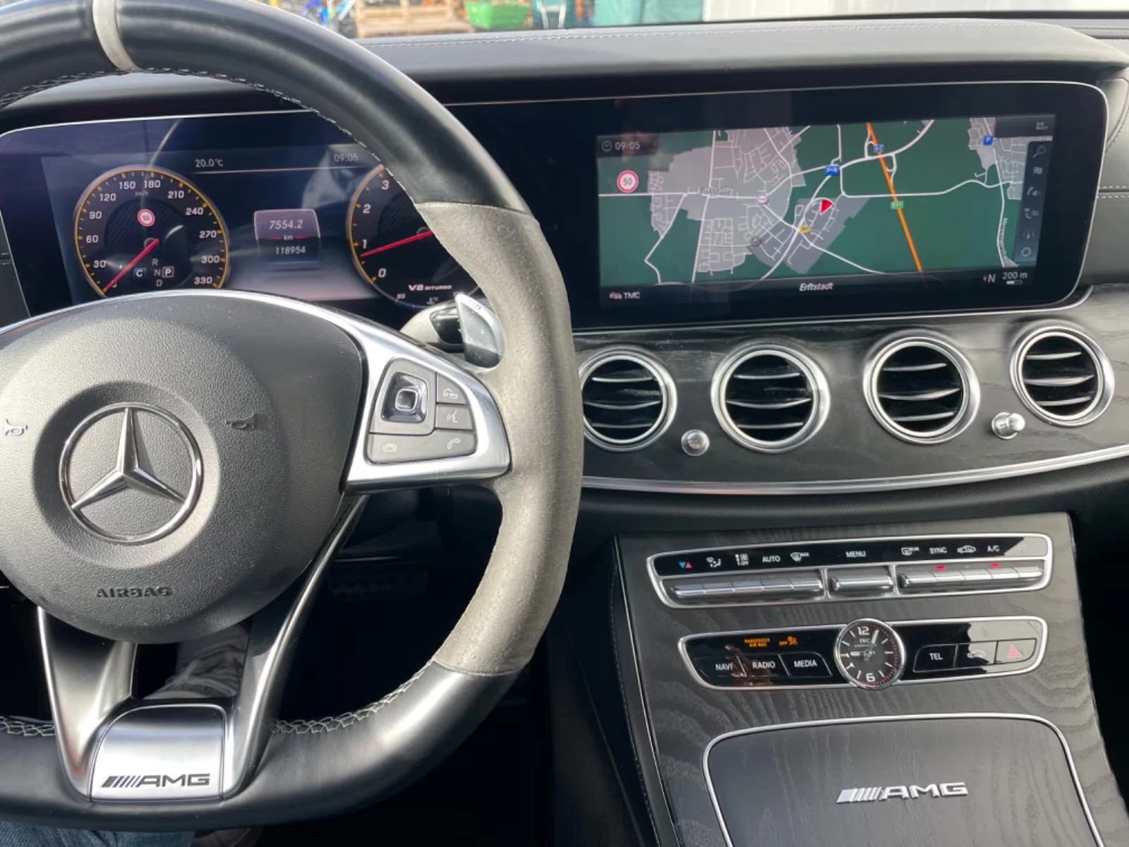 Mercedes-Benz E 63 AMG S/KERAMICA/612HP/BURNMASTER/360CAM/PANO/110D - изображение 8