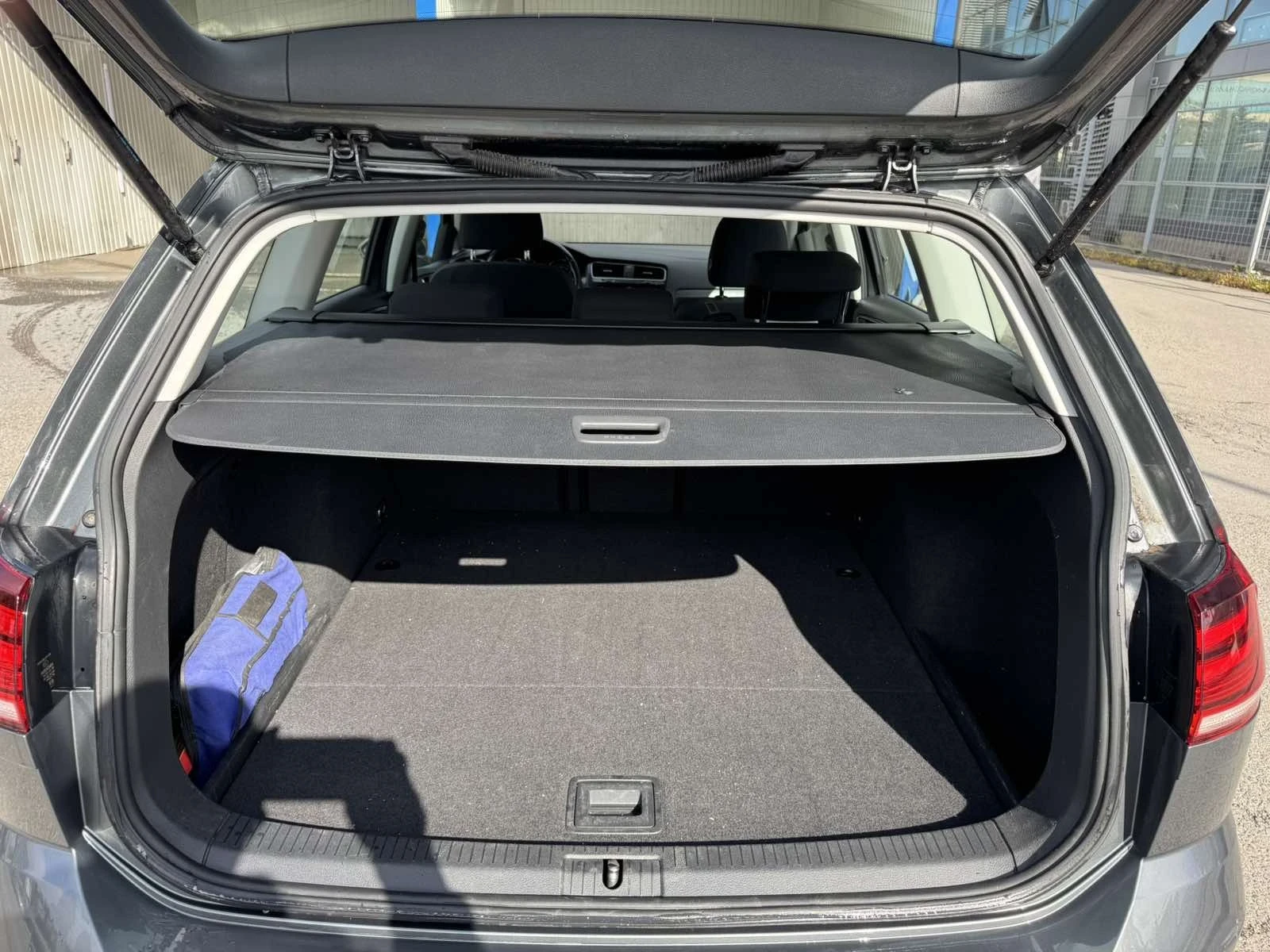 VW Golf 1.0 TSI - изображение 10